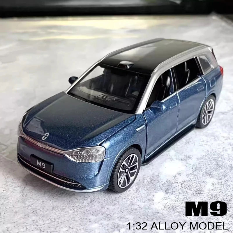 1:32 AI TO M9 Новый энергетический внедорожник, имитация модели из сплава, звуковая и световая игрушка, украшение, детская игрушка в подарок
1:32 AI TO M9 Новый энергетический внедорожник, имитация модели из сплава, звуковая и световая игрушка, украшение, детская игрушка в подарок