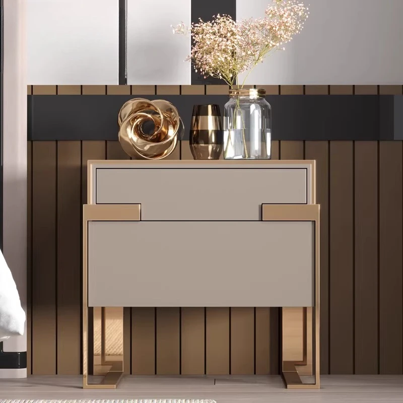 Light luxury bedside table Hong Kong style light luxury bedside table simple
Light luxury bedside table Hong Kong style light luxury bedside table simple