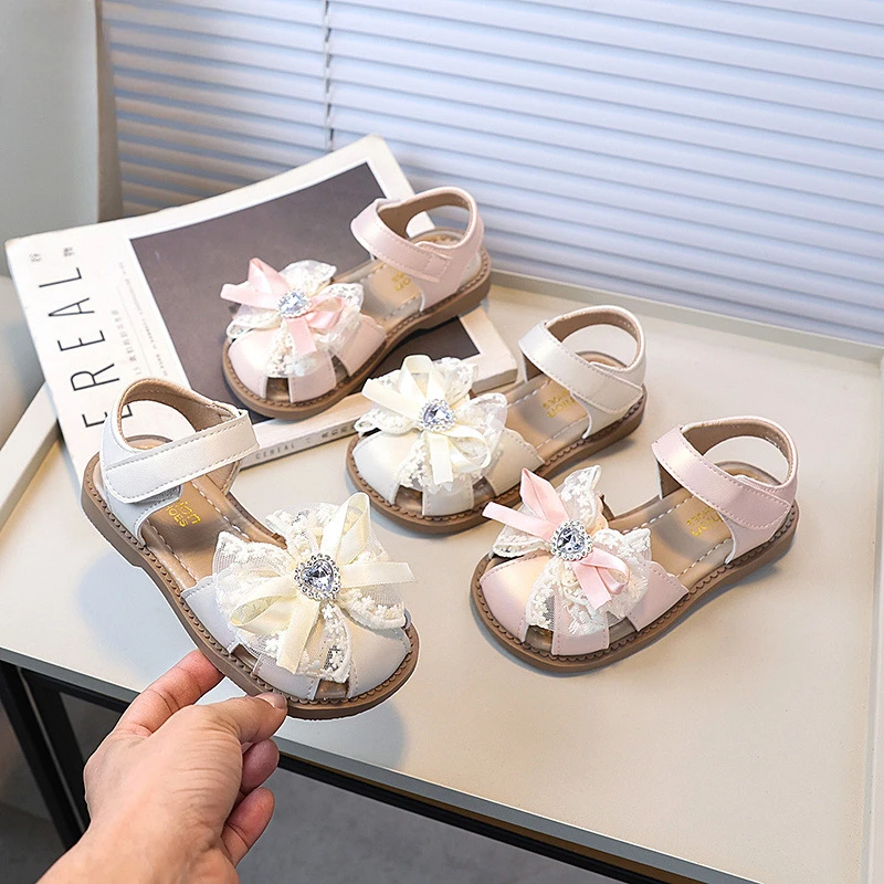 Toddler Girls Sandals Summer Lace Bowknot Kids Fashion Princess Flat Sandals Elegant New Versatile Children's Sandals Hollow-out
Toddler Girls Sandals Summer Lace Bowknot Kids Fashion Princess Flat Sandals Elegant New Versatile Children's Sandals Hollow-out