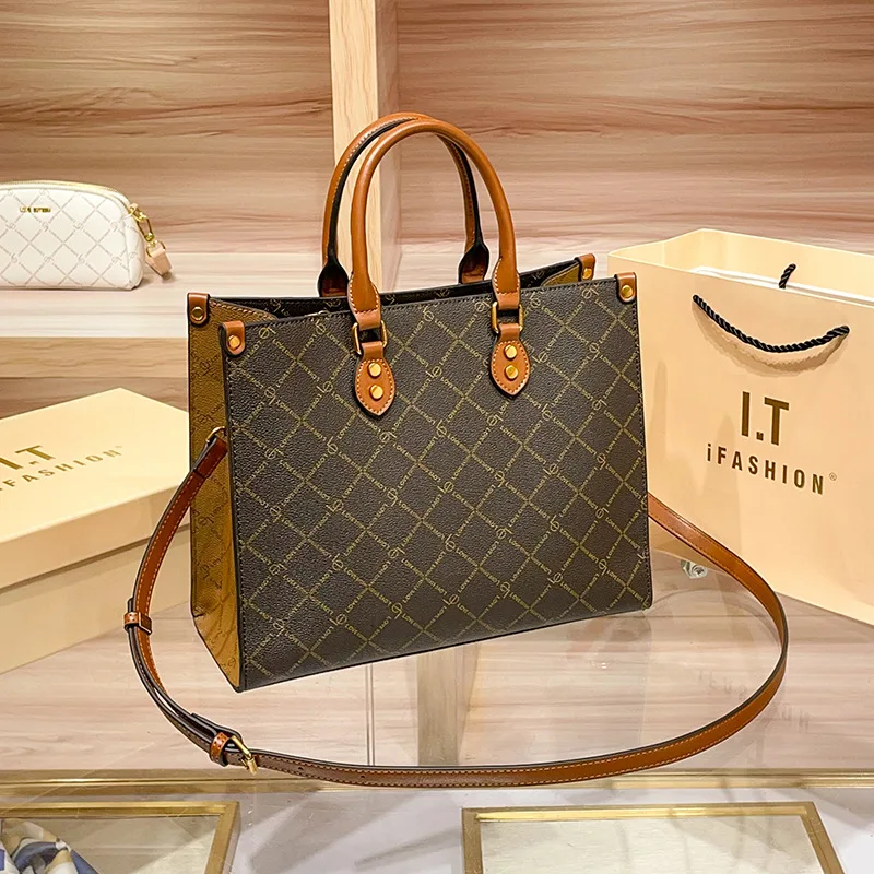 Элегантная уникальная сумка для подгузников для женщин, дизайнерская сумка через плечо, роскошная минималистичная винтажная сумка-тоут из кожи с большой вместимостью.
Элегантная уникальная сумка для подгузников для женщин, дизайнерская сумка через плечо, роскошная минималистичная винтажная сумка-тоут из кожи с большой вместимостью.