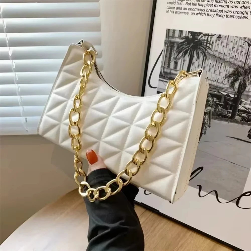 Women's Advanced Diamond Bag 2024 New Trend All-match Shoulder Bag Niche Chain Handbag Female Fashion Texture Shopping Bag
Women's Advanced Diamond Bag 2024 New Trend All-match Shoulder Bag Niche Chain Handbag Female Fashion Texture Shopping Bag