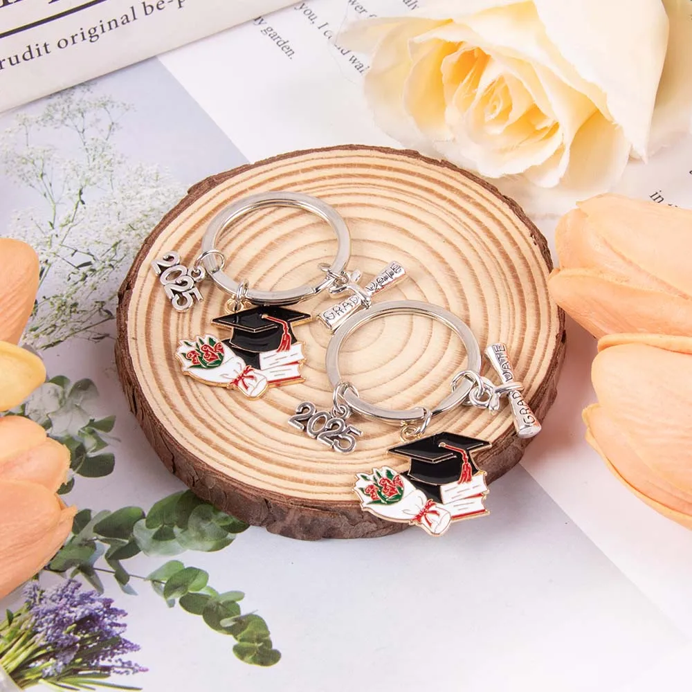 Graduation Season Theme Graduation Ceremony Party Decoration Keychain Alloy Keyring Doctor Cap Graduation Gift Party Giveaway
Graduation Season Theme Graduation Ceremony Party Decoration Keychain Alloy Keyring Doctor Cap Graduation Gift Party Giveaway