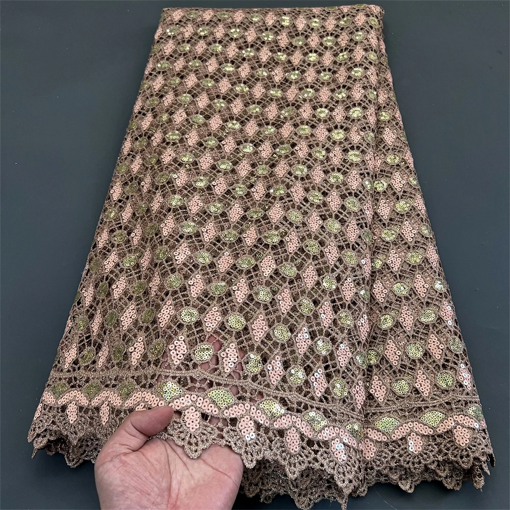 Fashion 2024 High Quality African Nigerian Embroidery Lace Fabric Tulle Wedding Party Dress Guipure Water Soluble Sequins 5Yards
Fashion 2024 High Quality African Nigerian Embroidery Lace Fabric Tulle Wedding Party Dress Guipure Water Soluble Sequins 5Yards
