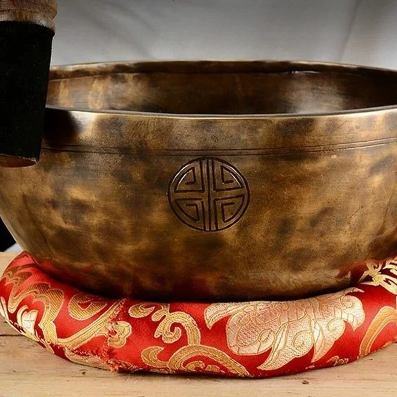 Медная поющая чаша ручной работы из Непала, тибетская поющая чаша для медитации, оригинальная, для чакр, осознанности, звукотерапии
Медная поющая чаша ручной работы из Непала, тибетская поющая чаша для медитации, оригинальная, для чакр, осознанности, звукотерапии