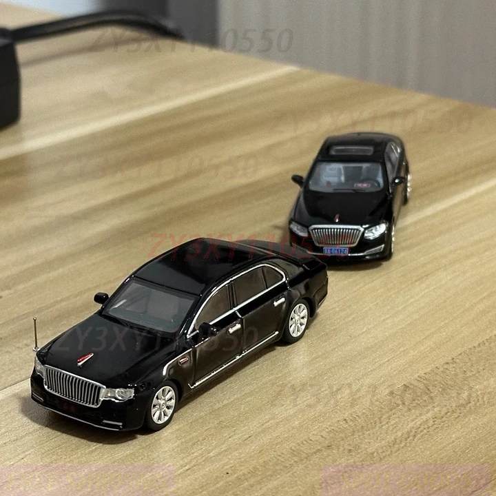 Tuoyi 1/64 Scale Alloy Police Sedan Model Car Desktop Ornament Simulation Collectible Trendy Birthday Gift For Kids & Collectors 
Tuoyi 1/64 Scale Alloy Police Sedan Model Car Desktop Ornament Simulation Collectible Trendy Birthday Gift For Kids & Collectors