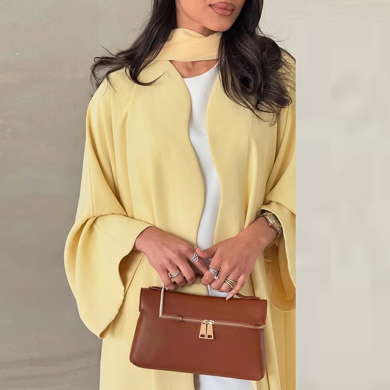 Simple Solid Color Long Sleeved Women Cardigan Spring Autumn Commuting Loose Robe Coat Elegant Temperament Middle Eastern Shawl
Simple Solid Color Long Sleeved Women Cardigan Spring Autumn Commuting Loose Robe Coat Elegant Temperament Middle Eastern Shawl