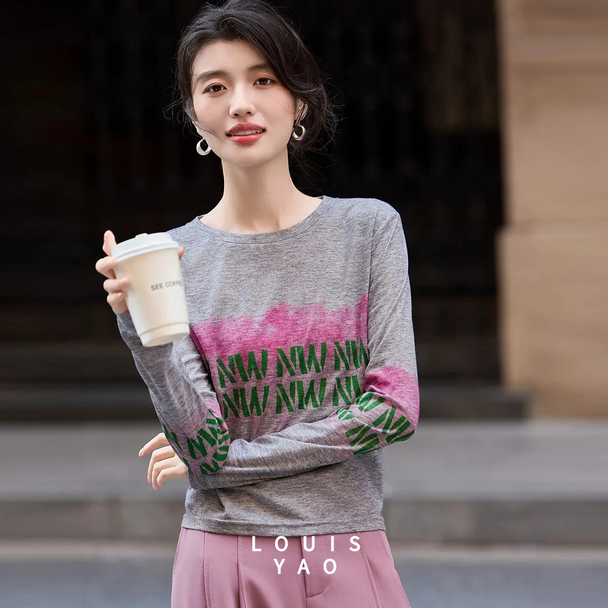 LOUISYAO Printed Letter Women's Long Sleeve T-Shirt 2026 Spring/Autumn Top Contrast Colours Casual Pullover Premium T-Shirts
LOUISYAO Printed Letter Women's Long Sleeve T-Shirt 2026 Spring/Autumn Top Contrast Colours Casual Pullover Premium T-Shirts