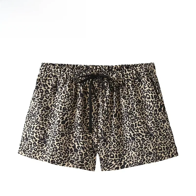 Fashionable Animal Print Shorts Women's High Waist Wide Leg Pants Spring New Arrival Polyester Fiber Ladies Casual Wear
Fashionable Animal Print Shorts Women's High Waist Wide Leg Pants Spring New Arrival Polyester Fiber Ladies Casual Wear