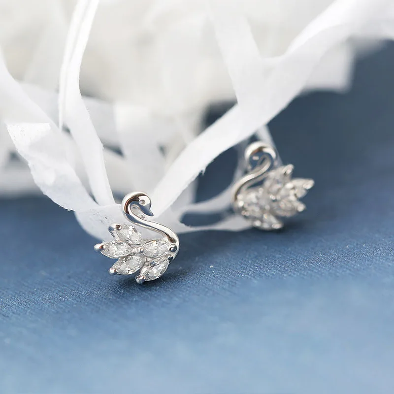 100% 925 Sterling Silver Stud Earrings Pave CZ Animal Swan Geometric Elegant Earrings For Women Fine Jewelry Party Gift
100% 925 Sterling Silver Stud Earrings Pave CZ Animal Swan Geometric Elegant Earrings For Women Fine Jewelry Party Gift
