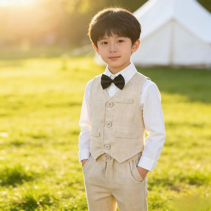 Детский костюм-тройка: жилет, брюки и пиджак для мальчиков. Новинка! Стильный и элегантный комплект для осени, вечеринок и школы. Удобный крой.
Детский костюм-тройка: жилет, брюки и пиджак для мальчиков. Новинка! Стильный и элегантный комплект для осени, вечеринок и школы. Удобный крой.