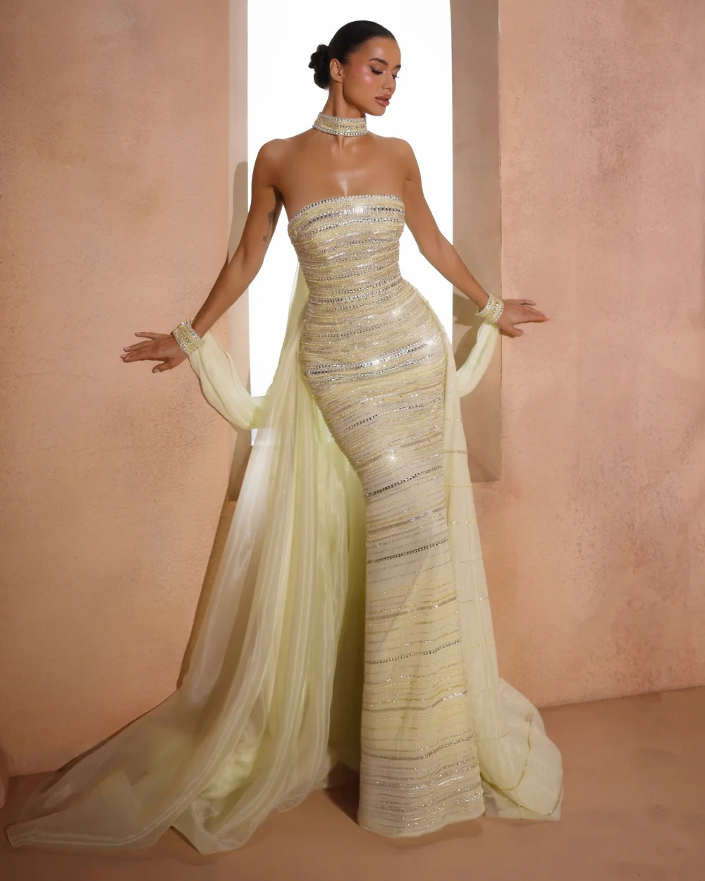 Customized Fashion Women Tulle Sequined Ruched Straight Evening Dresses Elegant Strapless Sleeveless Floor Lenght Prom Dresses
Customized Fashion Women Tulle Sequined Ruched Straight Evening Dresses Elegant Strapless Sleeveless Floor Lenght Prom Dresses