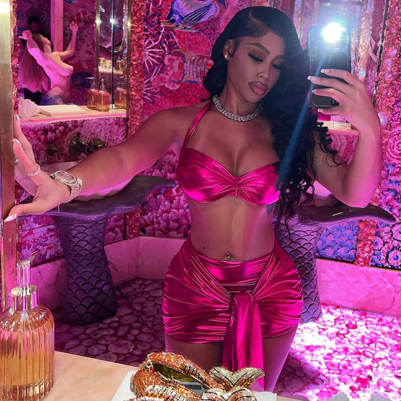 Fashion Women's Lace Up Bright Two Piece Set Sexy Night Club Elastic Leather Dress Summer Crop Top And Mini Skirts Sets Party
Fashion Women's Lace Up Bright Two Piece Set Sexy Night Club Elastic Leather Dress Summer Crop Top And Mini Skirts Sets Party
