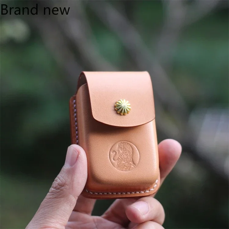 Suitable for Volvo S40S60 XC60 S90 V60 Leather Handmade All-inclusive Shaping High-end Key Case
Suitable for Volvo S40S60 XC60 S90 V60 Leather Handmade All-inclusive Shaping High-end Key Case