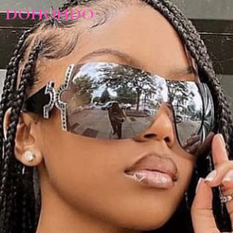 Fashion Luxury Brand Design Sunglasses Women Vintage Y2K Rimless Rhinestone Sunglasses Men Outdoor Sports Travel Shades UV400
Fashion Luxury Brand Design Sunglasses Women Vintage Y2K Rimless Rhinestone Sunglasses Men Outdoor Sports Travel Shades UV400
