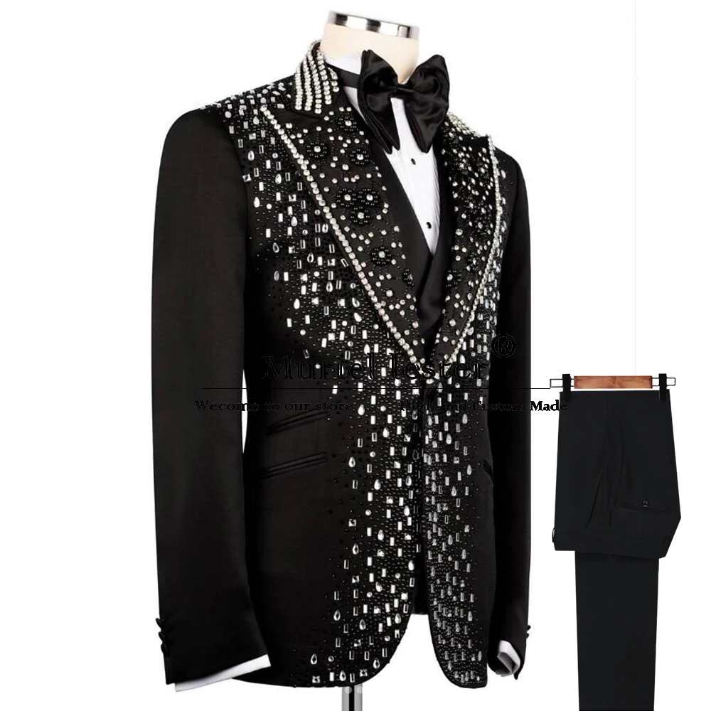 Customized Beaded Stones Tuxedos Men Suits Single Breasted Wedding Groom Tuxedo Male Prom Blazer 3 Pieces Set trajes para hombre
Customized Beaded Stones Tuxedos Men Suits Single Breasted Wedding Groom Tuxedo Male Prom Blazer 3 Pieces Set trajes para hombre
