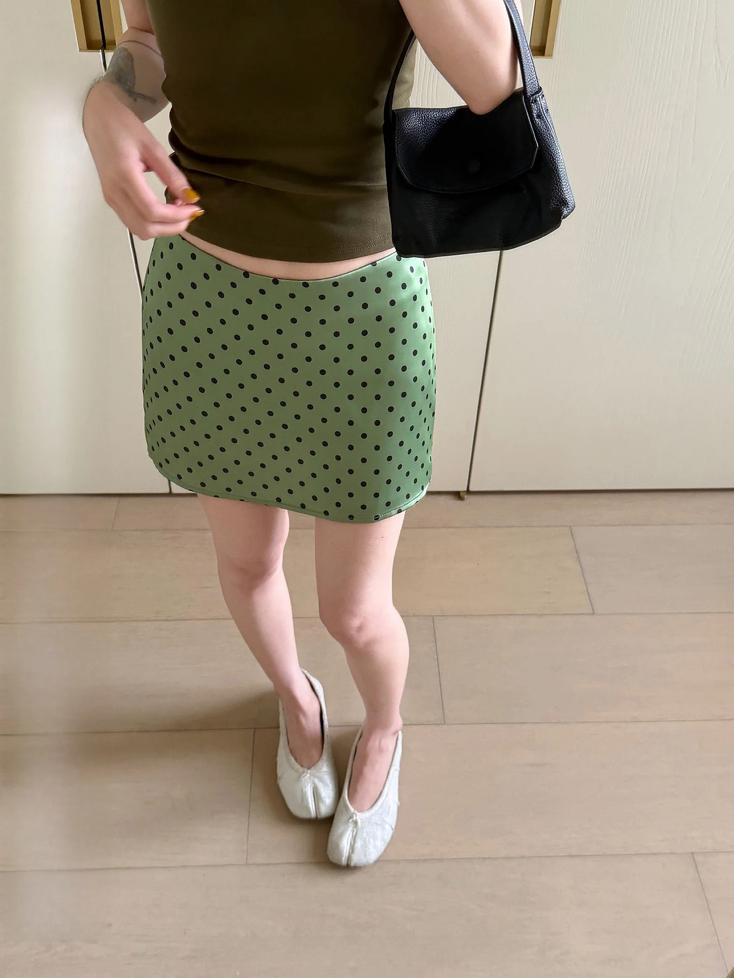 Fashionable Polka Dot Low Waist Straight Cut Skirt for Women Summer New Style Casual Versatile H-Line Skirt
Fashionable Polka Dot Low Waist Straight Cut Skirt for Women Summer New Style Casual Versatile H-Line Skirt