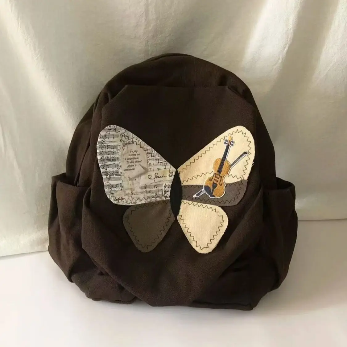 Harajuku Y2k American Fashion Cute Retro Butterfly Backpack Student Storage Bag Women Bags Canvas Student Commuter School Bag
Harajuku Y2k American Fashion Cute Retro Butterfly Backpack Student Storage Bag Women Bags Canvas Student Commuter School Bag