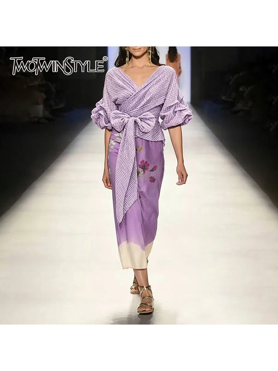 TWOTWINSTYLE Purple Loose Spliced Striped Shirts for Women V Neck Long Sleeve Elegant Intellectual Shirt Female Summer Fashion
TWOTWINSTYLE Purple Loose Spliced Striped Shirts for Women V Neck Long Sleeve Elegant Intellectual Shirt Female Summer Fashion