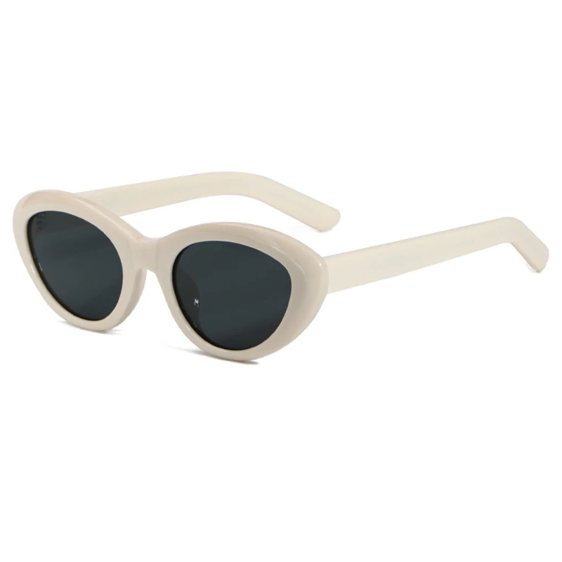 New Ultra-light TR Outdoor Travel Versatile Sunglasses Fashionable and Trendy Retro Sunshade Portable Sunglasses 58260
New Ultra-light TR Outdoor Travel Versatile Sunglasses Fashionable and Trendy Retro Sunshade Portable Sunglasses 58260