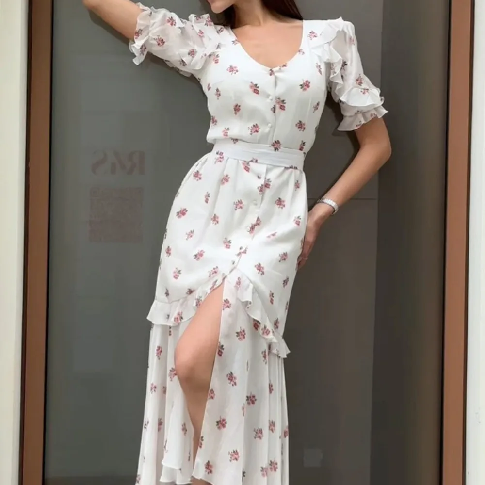 Sweet Ruffle Edge Square Neck Floral Dress Spring and Summer Women Chic Soft Slim Side Slit Lace Up Printed Beach Bag Hip Dress
Sweet Ruffle Edge Square Neck Floral Dress Spring and Summer Women Chic Soft Slim Side Slit Lace Up Printed Beach Bag Hip Dress