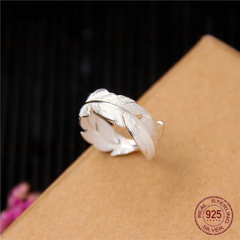 New S925 Silver Personalized Wide Style Feather Ring Women's Minimalist Shiny Jewelry
New S925 Silver Personalized Wide Style Feather Ring Women's Minimalist Shiny Jewelry