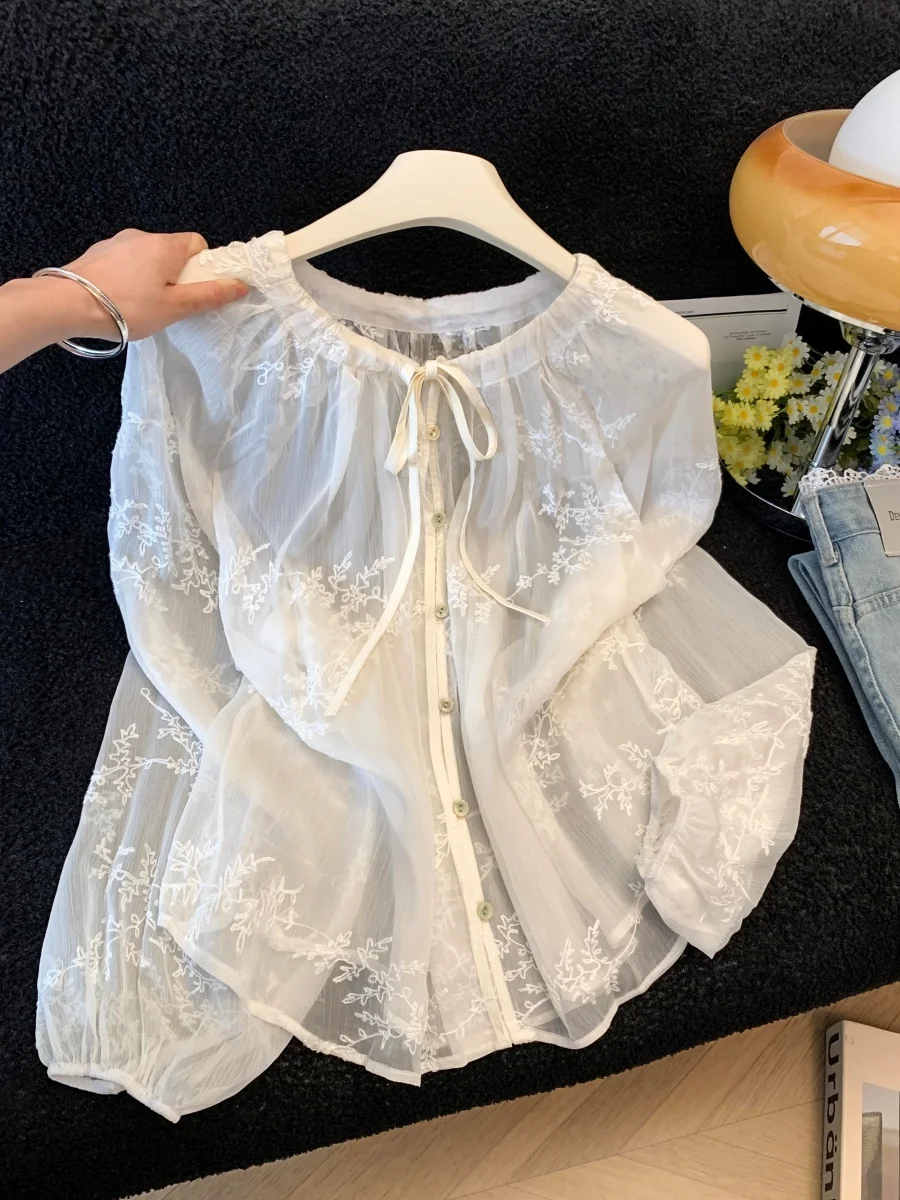 French Style Embroidered Heavy Work Thin Chiffon Shirt Women Summer New Design Loose Sun Protection Open Cardigan Top
French Style Embroidered Heavy Work Thin Chiffon Shirt Women Summer New Design Loose Sun Protection Open Cardigan Top