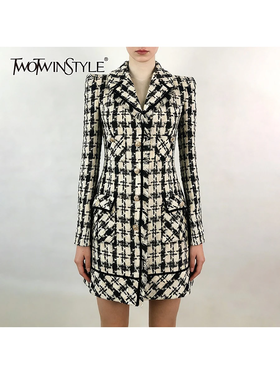 TWOTWINSTYLE Slimming Spliced Plaid Mini Dresses for Women Lapel Long Sleeves Tunic Patchwork Pockets Design Sense Dress Female
TWOTWINSTYLE Slimming Spliced Plaid Mini Dresses for Women Lapel Long Sleeves Tunic Patchwork Pockets Design Sense Dress Female