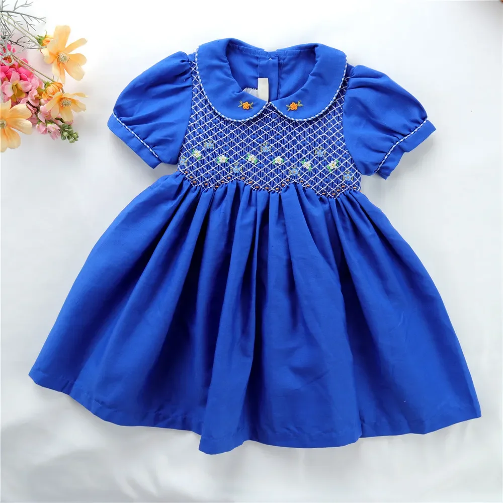 Handmade Smocked Dresses 2025 New Summer Kid Girl Short Sleeve for 1-10 Years Girls Spanish Vestido Embroidery Vintage Red Dress
Handmade Smocked Dresses 2025 New Summer Kid Girl Short Sleeve for 1-10 Years Girls Spanish Vestido Embroidery Vintage Red Dress