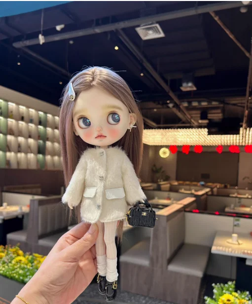 2025 2pcs lady style Blythe/Landoudou Snow cheese coat+striped lace stockings 1/6 30cm(Fit for azone,Pullip,Ob22/24/26, Licca)
2025 2pcs lady style Blythe/Landoudou Snow cheese coat+striped lace stockings 1/6 30cm(Fit for azone,Pullip,Ob22/24/26, Licca)