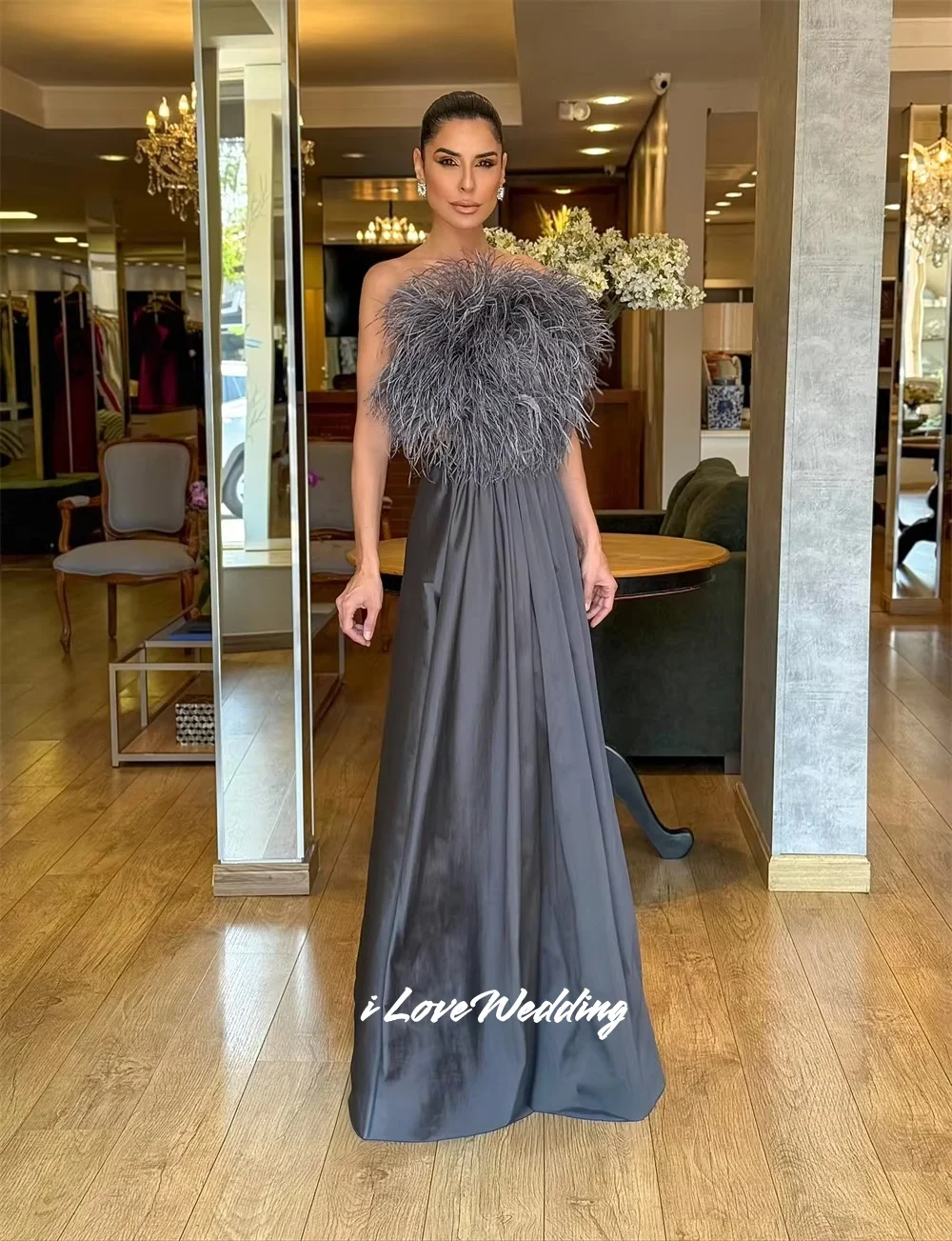 Grey Strapless A-Line Prom Dresses Backless Feathers Sleeveless Vestidos De Noche Floor-Length Forma L Evening Pleated Customize
Grey Strapless A-Line Prom Dresses Backless Feathers Sleeveless Vestidos De Noche Floor-Length Forma L Evening Pleated Customize