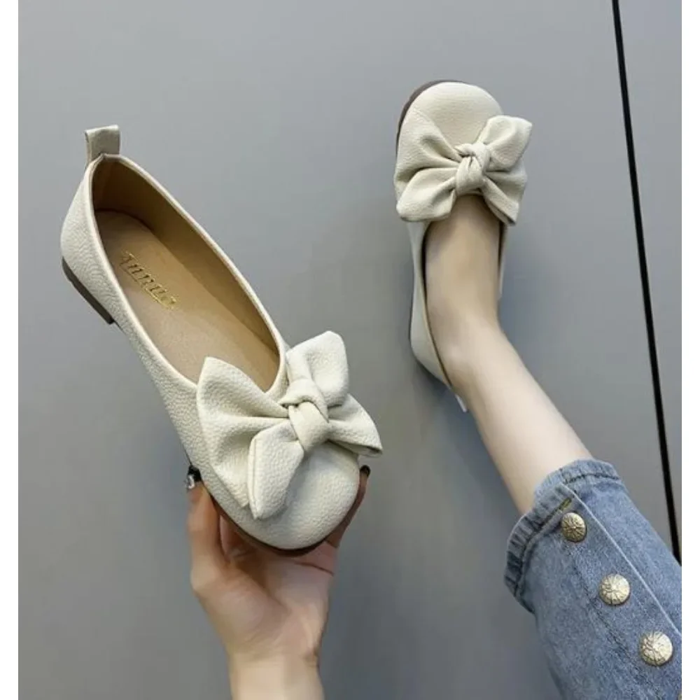 New Womens leather Slip on Flats Breathable Comfortable Solid Walking Shoes Casual fillister head Toe Walking Sneakers Loafers
New Womens leather Slip on Flats Breathable Comfortable Solid Walking Shoes Casual fillister head Toe Walking Sneakers Loafers