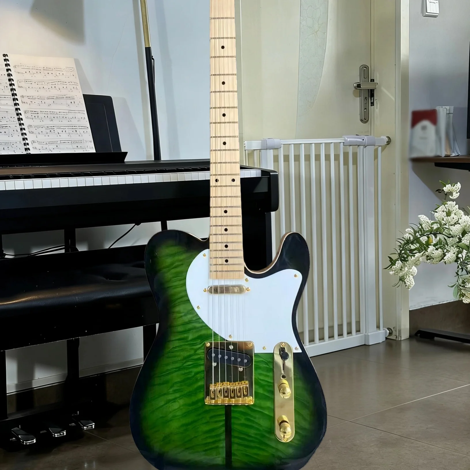 39-дюймовая электрогитара TLE Green с кленовым грифом, корпусом из красного дерева, 21 ладом, фиксированным бриджем, звукоснимателем S, для рок-музыки, бесплатная доставка.
39-дюймовая электрогитара TLE Green с кленовым грифом, корпусом из красного дерева, 21 ладом, фиксированным бриджем, звукоснимателем S, для рок-музыки, бесплатная доставка.