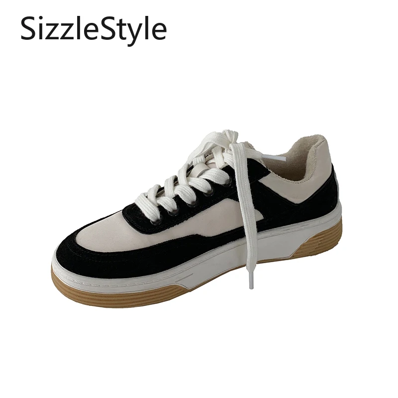 Стильная замшевая лоскутная минималистичная разноцветная удобная женская повседневная обувь на плоской платформе
Стильная замшевая лоскутная минималистичная разноцветная удобная женская повседневная обувь на плоской платформе