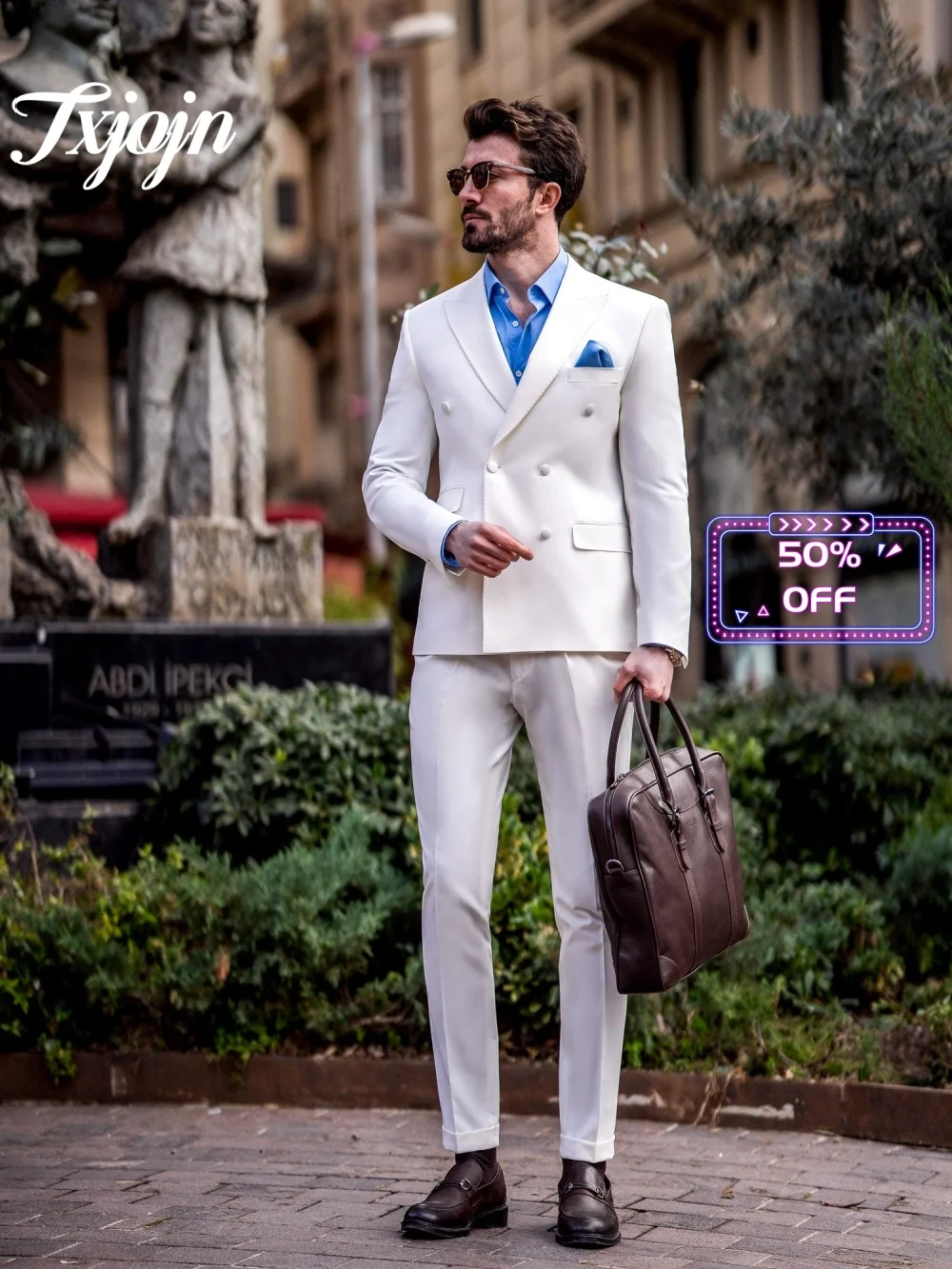 Elegant White Men Suit Set Classic Notched Lapel Men Tuxedos Suit Classic Double Breasted Slim Suit For Groom Suit Customized
Elegant White Men Suit Set Classic Notched Lapel Men Tuxedos Suit Classic Double Breasted Slim Suit For Groom Suit Customized