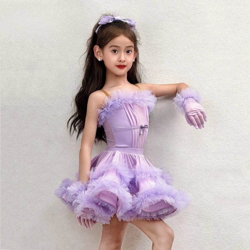 Latin dance costumes for girls and children 2026 summer new high-end professional practice beautiful watch performance costumes
Latin dance costumes for girls and children 2026 summer new high-end professional practice beautiful watch performance costumes