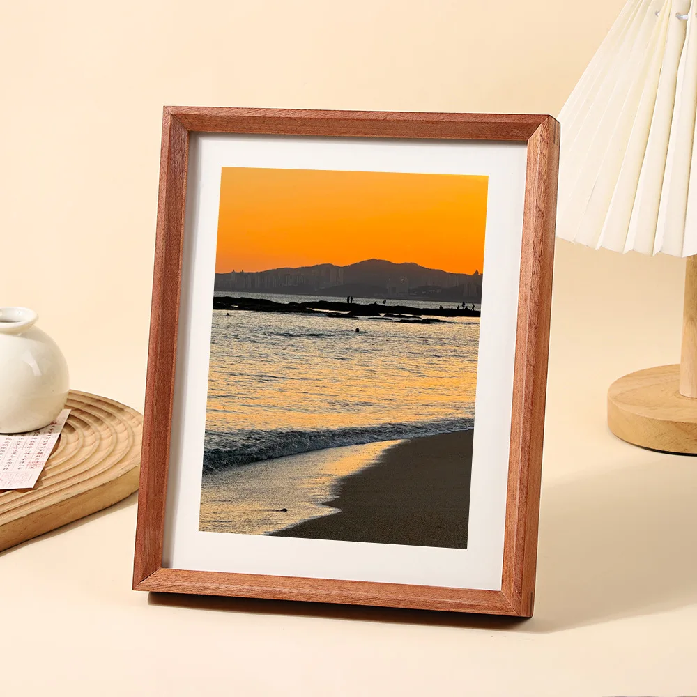 New Wooden Hollow out Stereo Photo Frame Creative Desktop Sandalwood European Style Wall Hanging Picture Frame Rectangular Shape
New Wooden Hollow out Stereo Photo Frame Creative Desktop Sandalwood European Style Wall Hanging Picture Frame Rectangular Shape