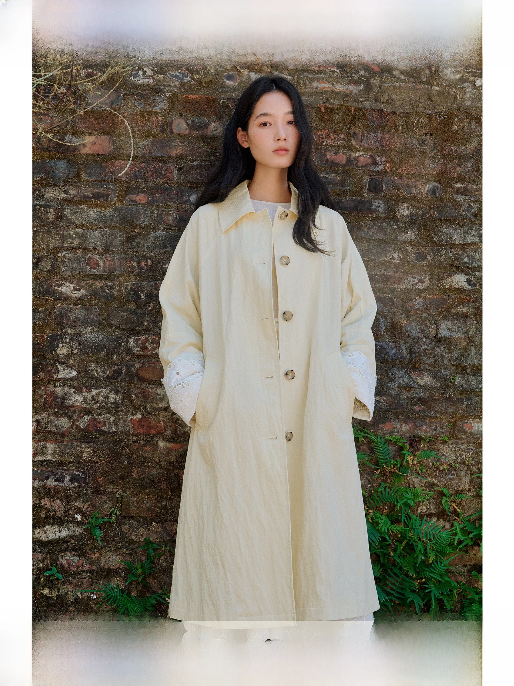 ForPoem Original Design Early Spring Women's Long Sleeve Midi Coat with Stand Collar And Lace-Up Cuffs in Creamy Beige
ForPoem Original Design Early Spring Women's Long Sleeve Midi Coat with Stand Collar And Lace-Up Cuffs in Creamy Beige
