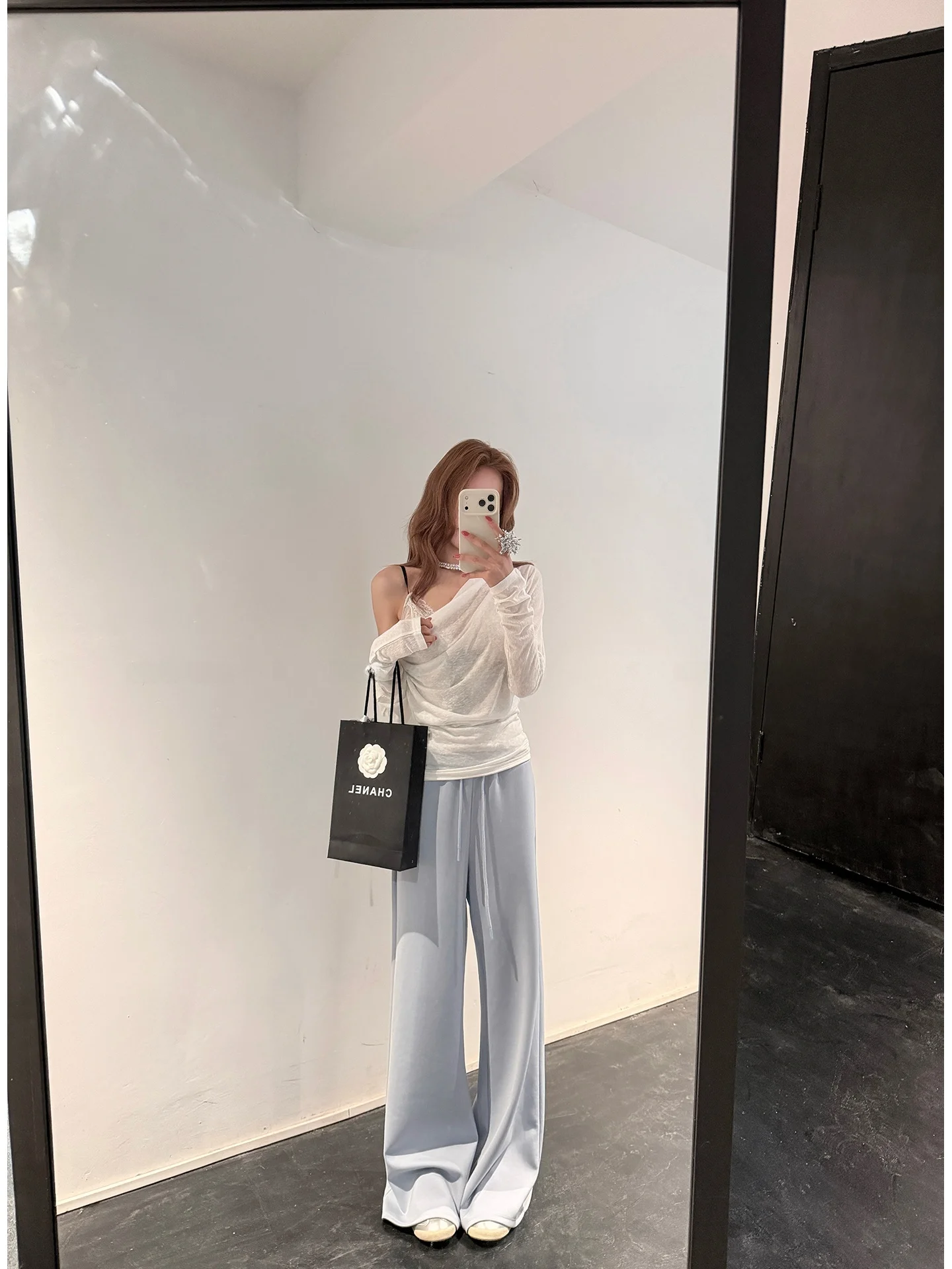 Lili Miss Casual Loose Waist Soft Comfortable Skin-friendly Draping Elastic Waist Slimming Fufu Leisure Long Pants
Lili Miss Casual Loose Waist Soft Comfortable Skin-friendly Draping Elastic Waist Slimming Fufu Leisure Long Pants