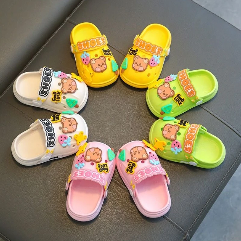 New Slippers Cute Cartoon Soft Soled Girl Shoes with Anti Slip Waterproof Comfort Sandals Home Indoor Simple Boy Shoe Pantuflas
New Slippers Cute Cartoon Soft Soled Girl Shoes with Anti Slip Waterproof Comfort Sandals Home Indoor Simple Boy Shoe Pantuflas