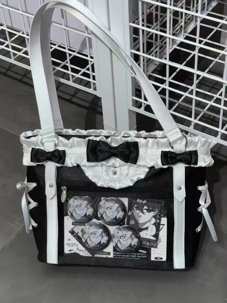 Японская студенческая сумка-ита с бантом для студентов и фанатов аниме, для повседневного использования, элегантная сумка-тоут на одно плечо для демонстрации значков и бейджей.
Японская студенческая сумка-ита с бантом для студентов и фанатов аниме, для повседневного использования, элегантная сумка-тоут на одно плечо для демонстрации значков и бейджей.