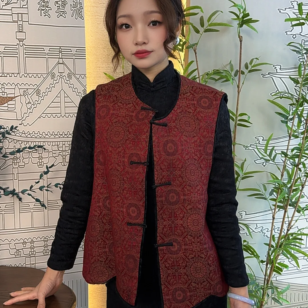 Женский жилет Badayun Original из утолщенного атласа с одной пуговицей, приталенный, осенне-зимний, модный, в китайском стиле
Женский жилет Badayun Original из утолщенного атласа с одной пуговицей, приталенный, осенне-зимний, модный, в китайском стиле