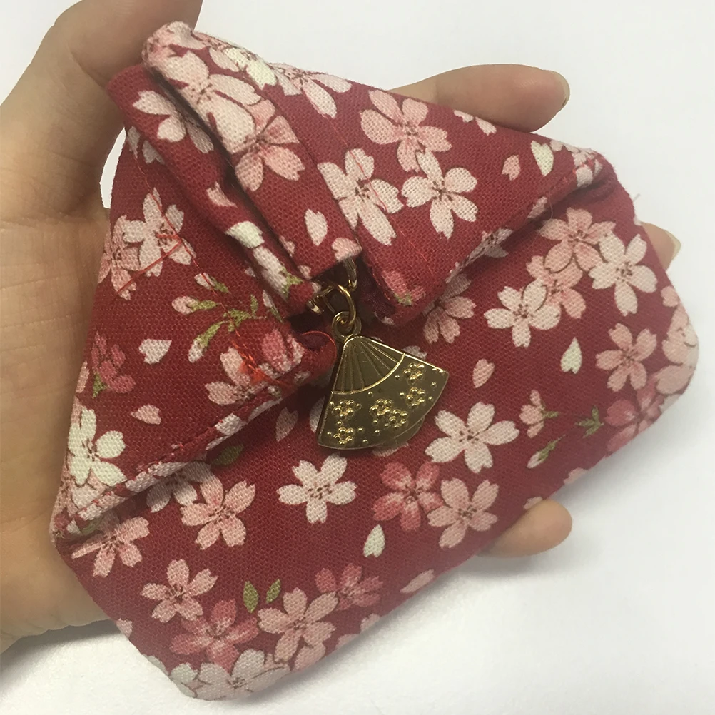 Japanese Style Mini Coin Purse Small Triangle Bag Portable Wallet Pocket Buckle Design For Coins Keys Storage Organizer Daily 
Japanese Style Mini Coin Purse Small Triangle Bag Portable Wallet Pocket Buckle Design For Coins Keys Storage Organizer Daily