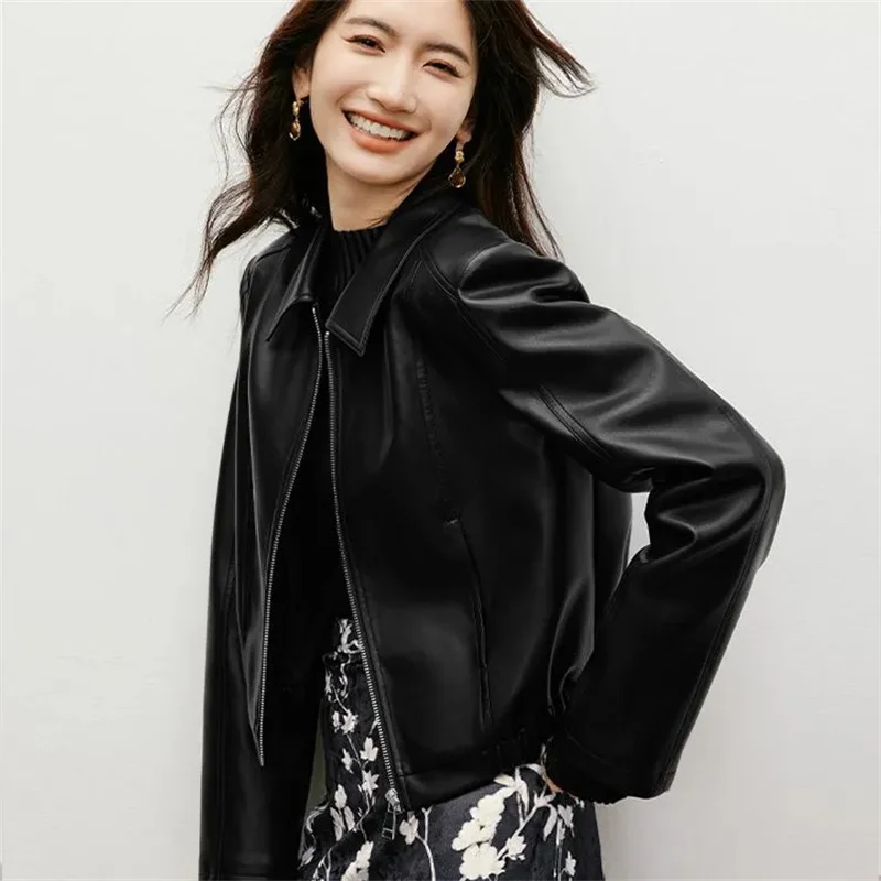 Ladies Fashion Zipper Faux Leather Jacket Spring Autumn Women Long Sleeves Leather Coat 2025 Female PU Leather Outwear
Ladies Fashion Zipper Faux Leather Jacket Spring Autumn Women Long Sleeves Leather Coat 2025 Female PU Leather Outwear