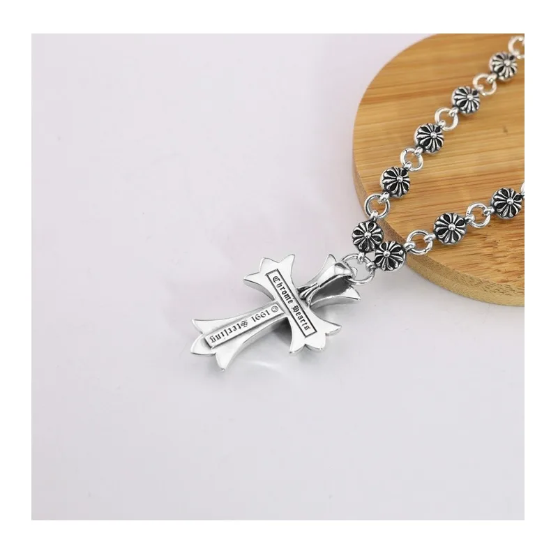 Croatian Spring Trend Diamond-encrusted Cross Style Necklace Light Luxury Style for Men and Women
Croatian Spring Trend Diamond-encrusted Cross Style Necklace Light Luxury Style for Men and Women