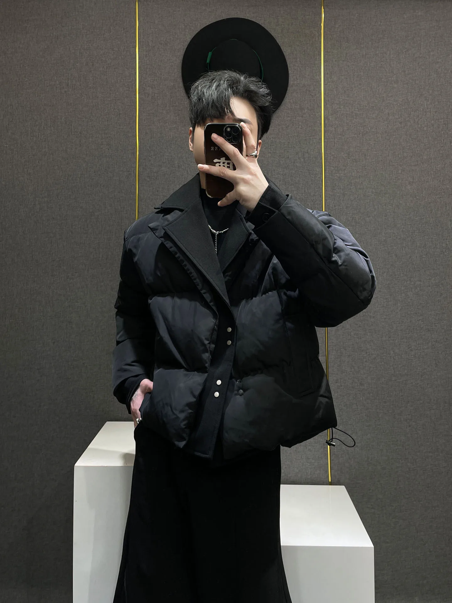 Men's Thiened Winter Jaet Fake Two-Piece Cotton Polyester Fiber Warmth k Sle Casual Faion ort Length Button Closure
Men's Thiened Winter Jaet Fake Two-Piece Cotton Polyester Fiber Warmth k Sle Casual Faion ort Length Button Closure