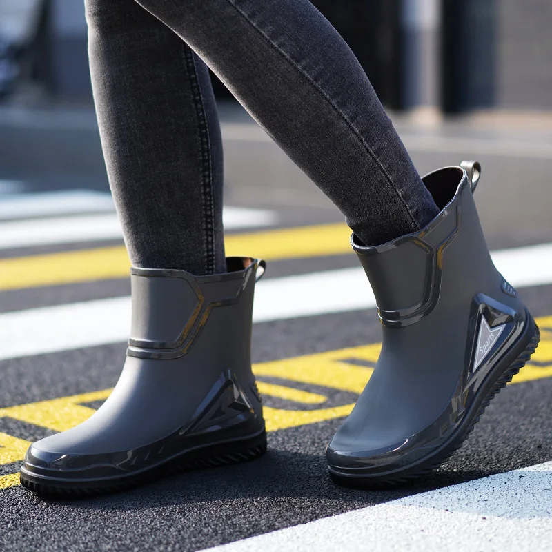 Мужские резиновые сапоги, водонепроницаемые уличные рабочие ботинки, противоскользящие кухонные тапочки, теплые хлопковые ботинки на подкладке, резиновая подошва
Мужские резиновые сапоги, водонепроницаемые уличные рабочие ботинки, противоскользящие кухонные тапочки, теплые хлопковые ботинки на подкладке, резиновая подошва