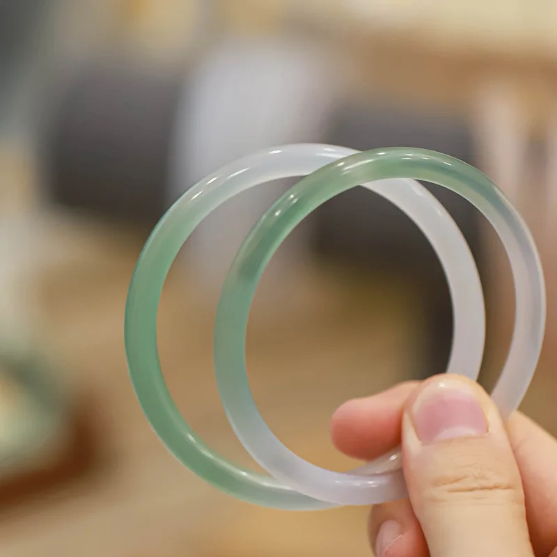 Half Mountain Water-Agate Bracelet Natural Jade Chalcedony Beauty Bar Fine Antique Ice Jade Bangles Fine Jewelry
Half Mountain Water-Agate Bracelet Natural Jade Chalcedony Beauty Bar Fine Antique Ice Jade Bangles Fine Jewelry