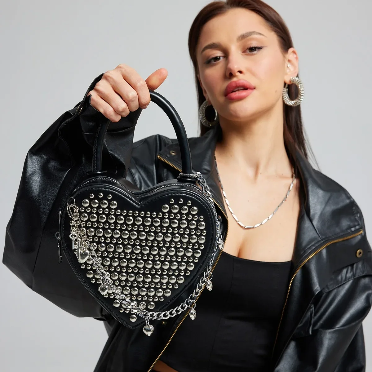 Rivets Punk Stud Heart Shape Luxury Tote Bag Shopping Bags hasır çanta modellerı Crossbody Handbag Purse сумка из воловьей кожи
Rivets Punk Stud Heart Shape Luxury Tote Bag Shopping Bags hasır çanta modellerı Crossbody Handbag Purse сумка из воловьей кожи