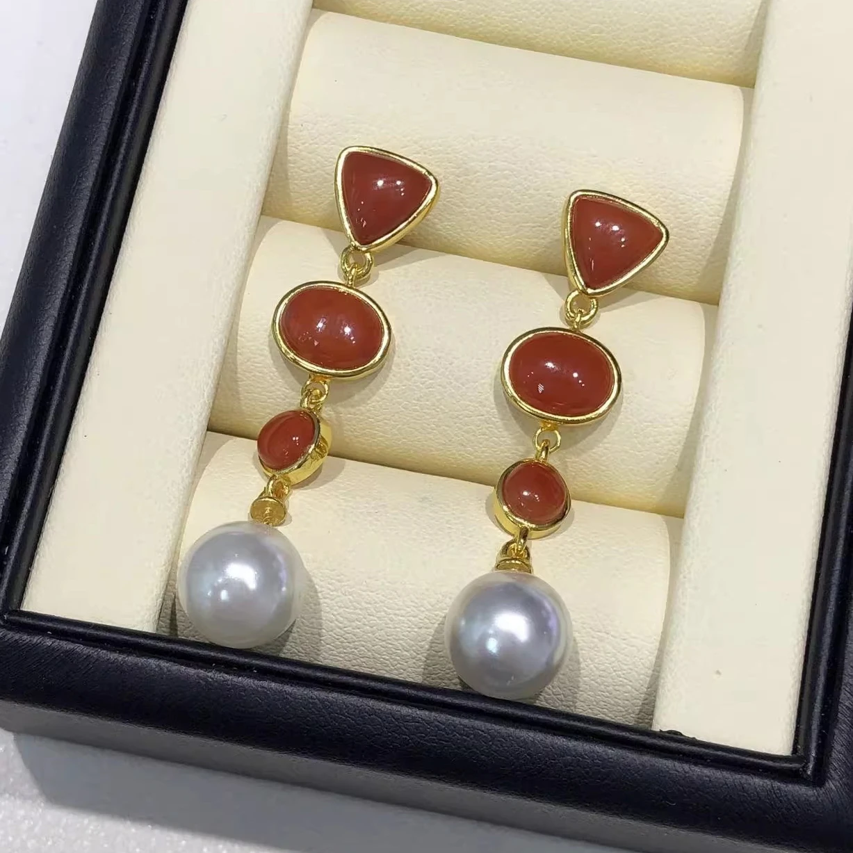 MeiBaPJ 8mm Natural Nearround Pearls Fashion Red Stones Drop Earrings 925 Silver Fine Wedding Jewelry for Women
MeiBaPJ 8mm Natural Nearround Pearls Fashion Red Stones Drop Earrings 925 Silver Fine Wedding Jewelry for Women