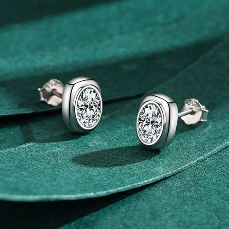 Retro 925 Sterling Silver Ear Studs Fashion Oval Zircon Earrings For Lady Birthday Gift Jewelry Wholesale
Retro 925 Sterling Silver Ear Studs Fashion Oval Zircon Earrings For Lady Birthday Gift Jewelry Wholesale
